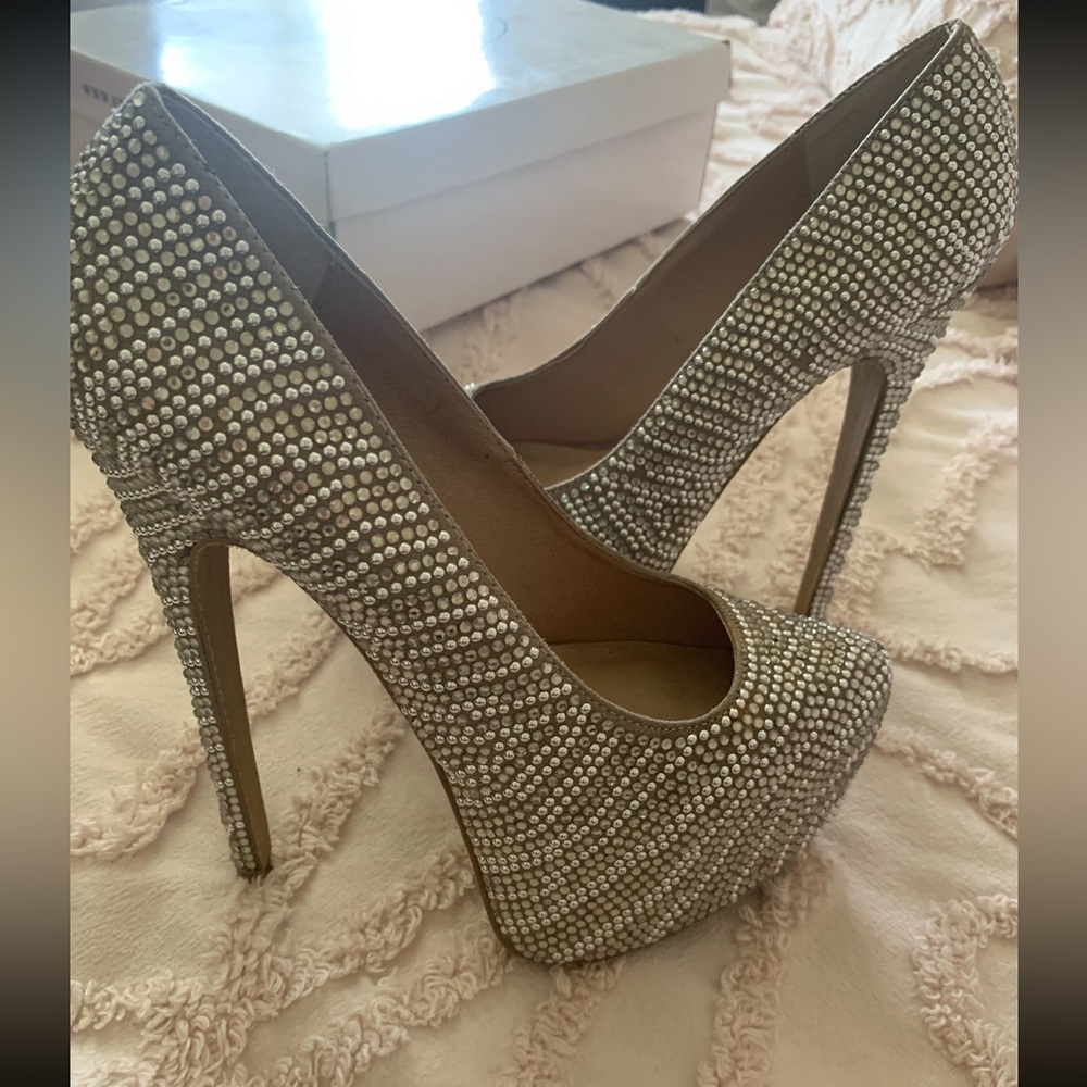 Steve Madden heels